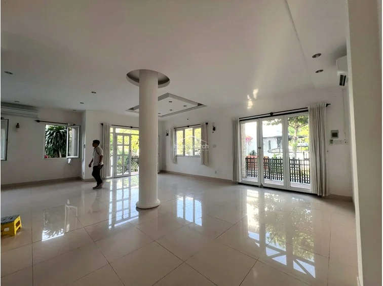 Stunning 4-Bedroom Villa for Rent in Thao Dien, Thu Duc City - 5