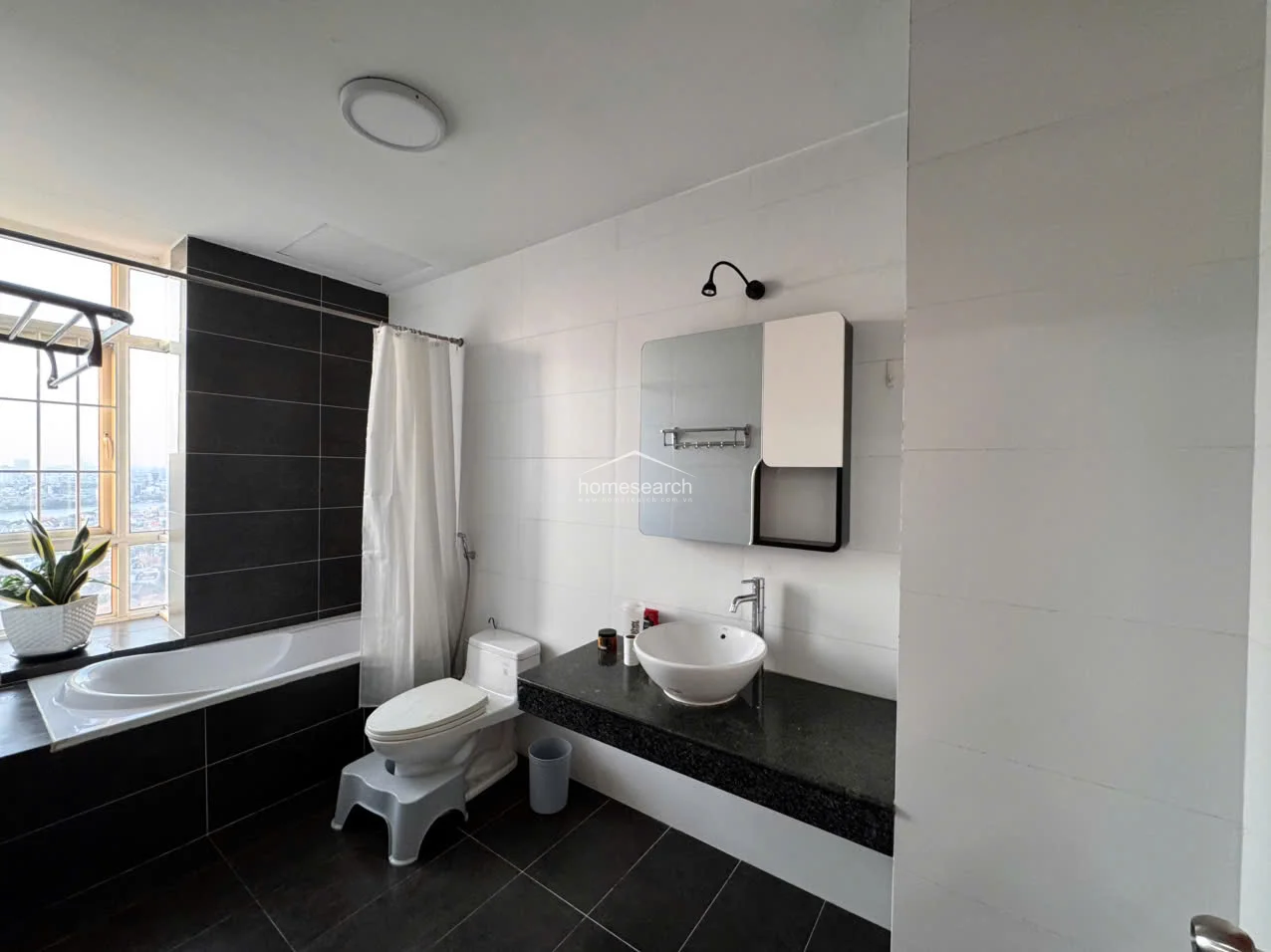 Hoang Anh Riverview 4 Bedroom Apartment For Rent - 12