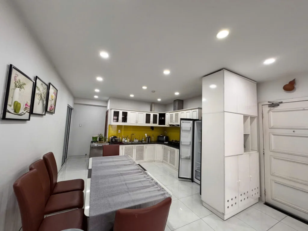 Hoang Anh Riverview 4 Bedroom Apartment For Rent - 2
