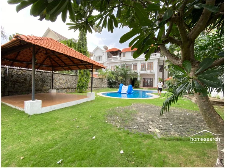 Villa for rent in compound Thao Dien - Dist.2 - 12