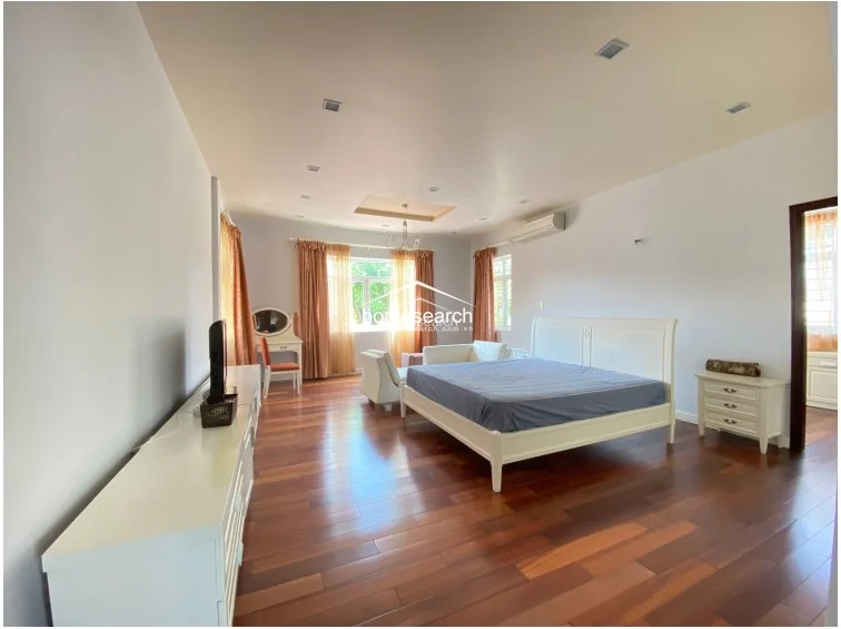 VILLA FOR RENT IN COMPOUND - THAO DIEN - 11