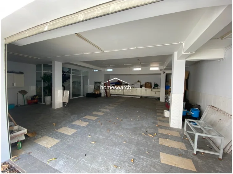 VILLA FOR RENT IN COMPOUND - THAO DIEN - 2