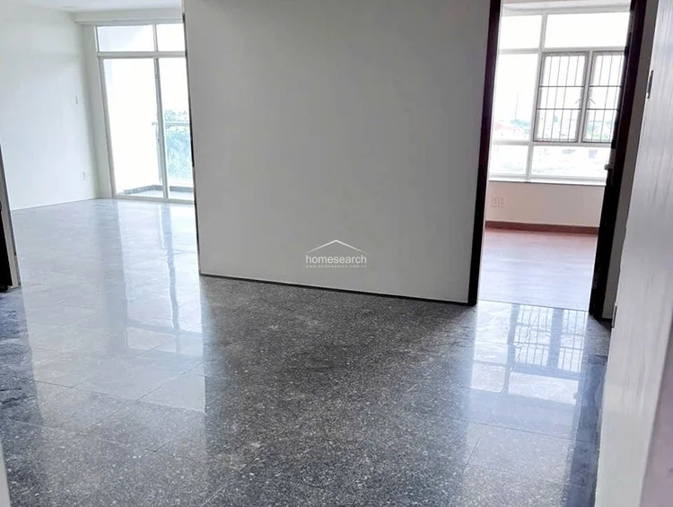 5 Bedrooms apartment in Hoang Anh River View for rent - Dist.2 - 2