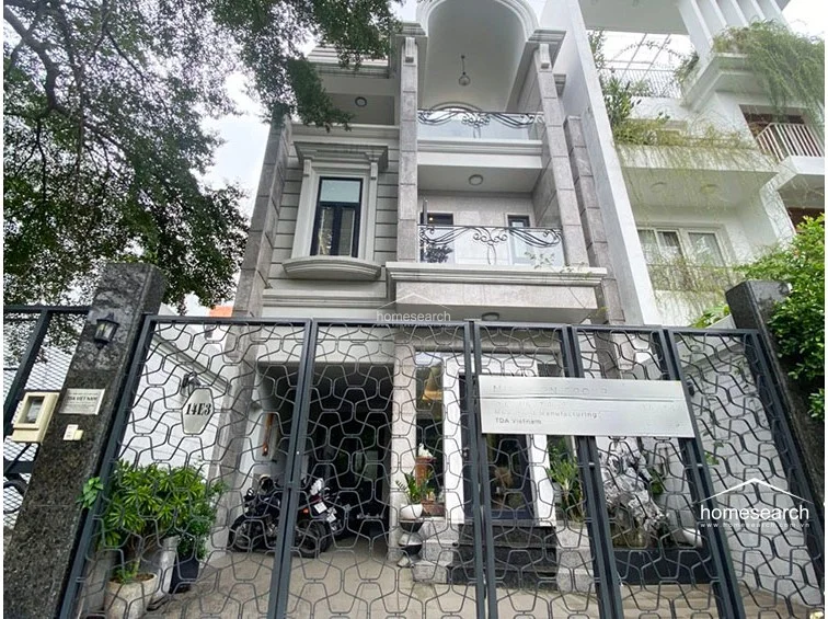 HOUSE FOR RENT IN COMPOUND THAO DIEN - 1