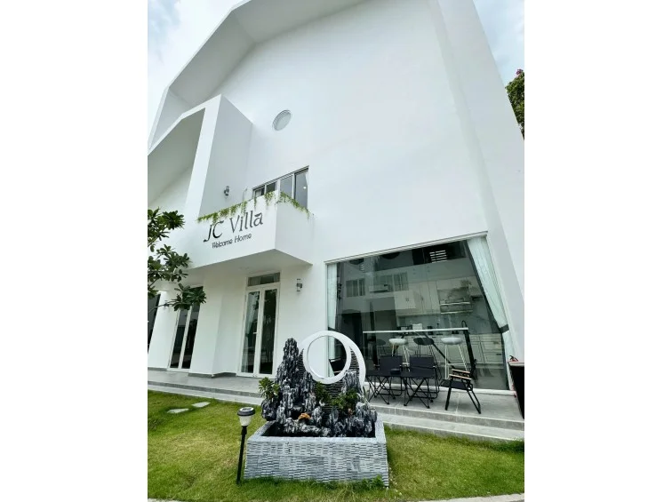 Villa for rent in Tran Nao - Dist.2 - 2