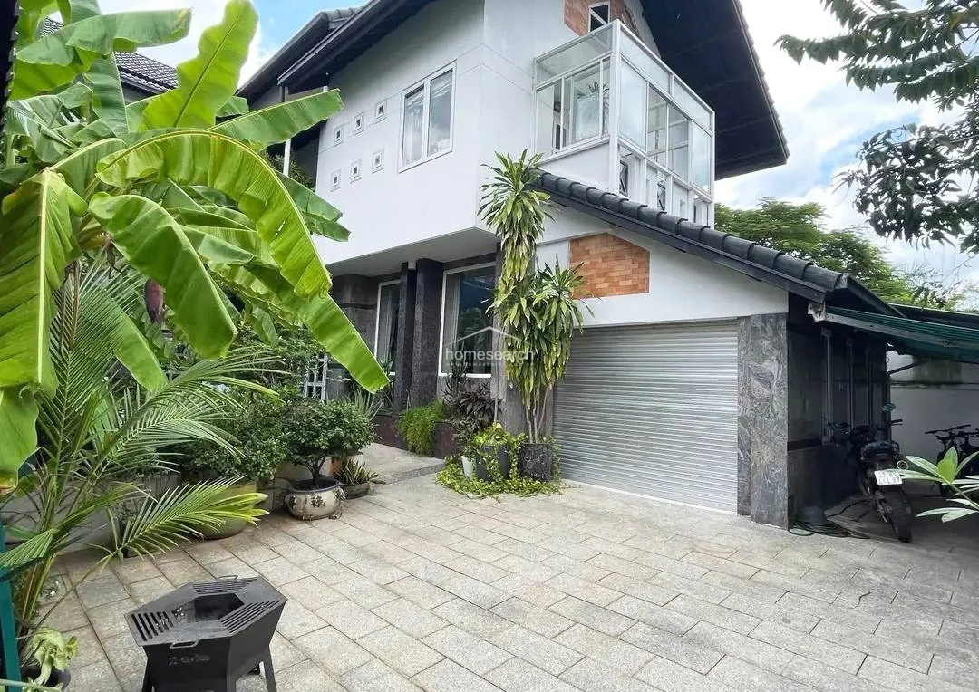Modern Two-Story Family Home in Thao Dien - 5