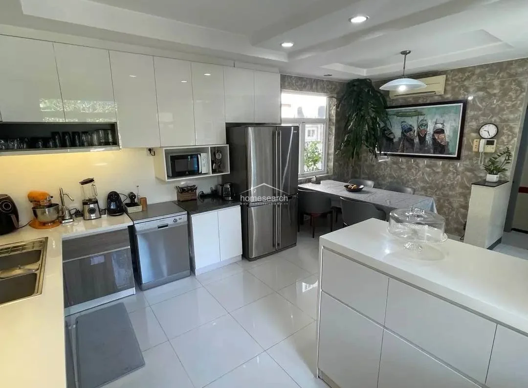 Modern Two-Story Family Home in Thao Dien - 9