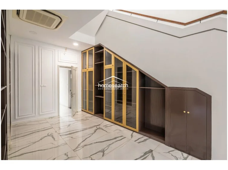VILLA FOR RENT IN COMPOUND - THAO DIEN - DIST.2 - 7