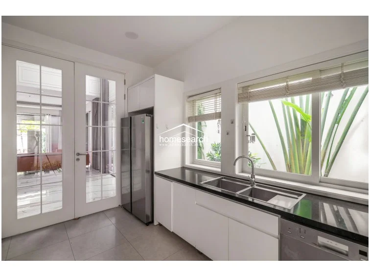 VILLA FOR RENT IN COMPOUND - THAO DIEN - DIST.2 - 6