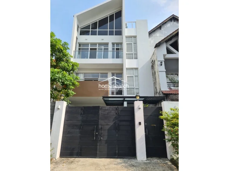 VILLA FOR RENT IN COMPOUND - THAO DIEN - DIST.2 - 1