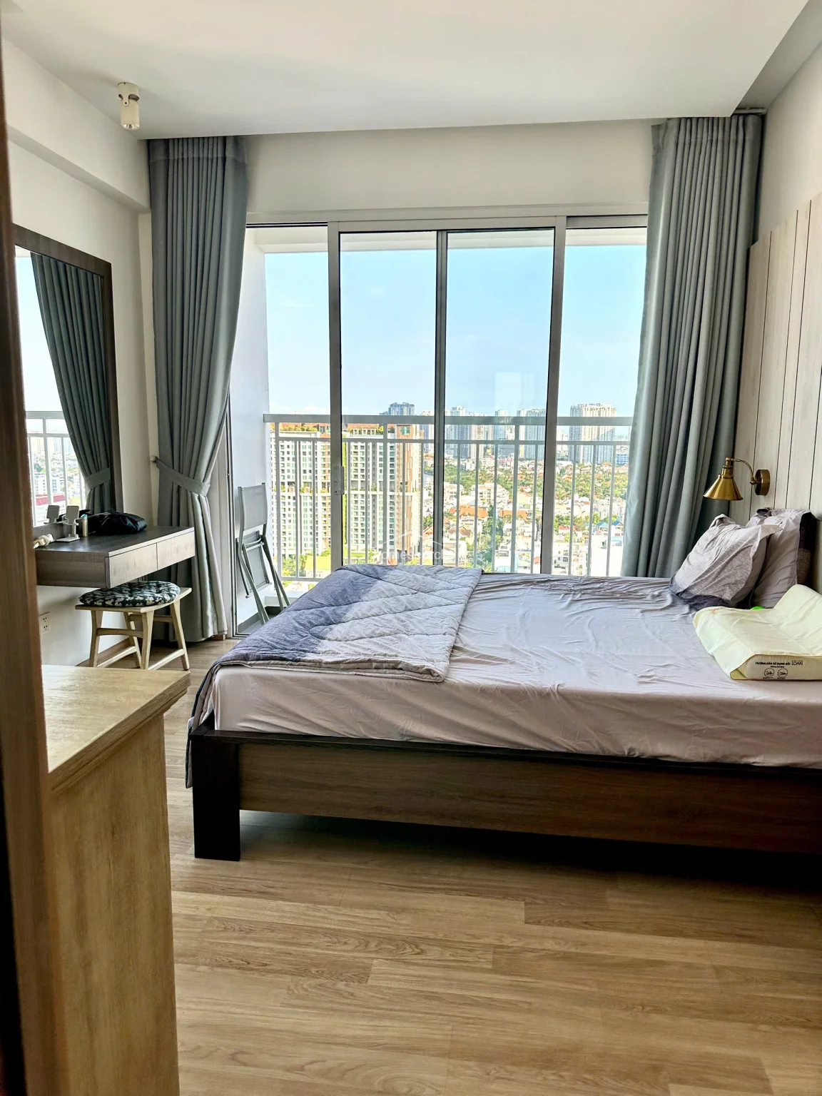 Tropic Garden 3 Bedroom Fully Furnished Apartment - 11
