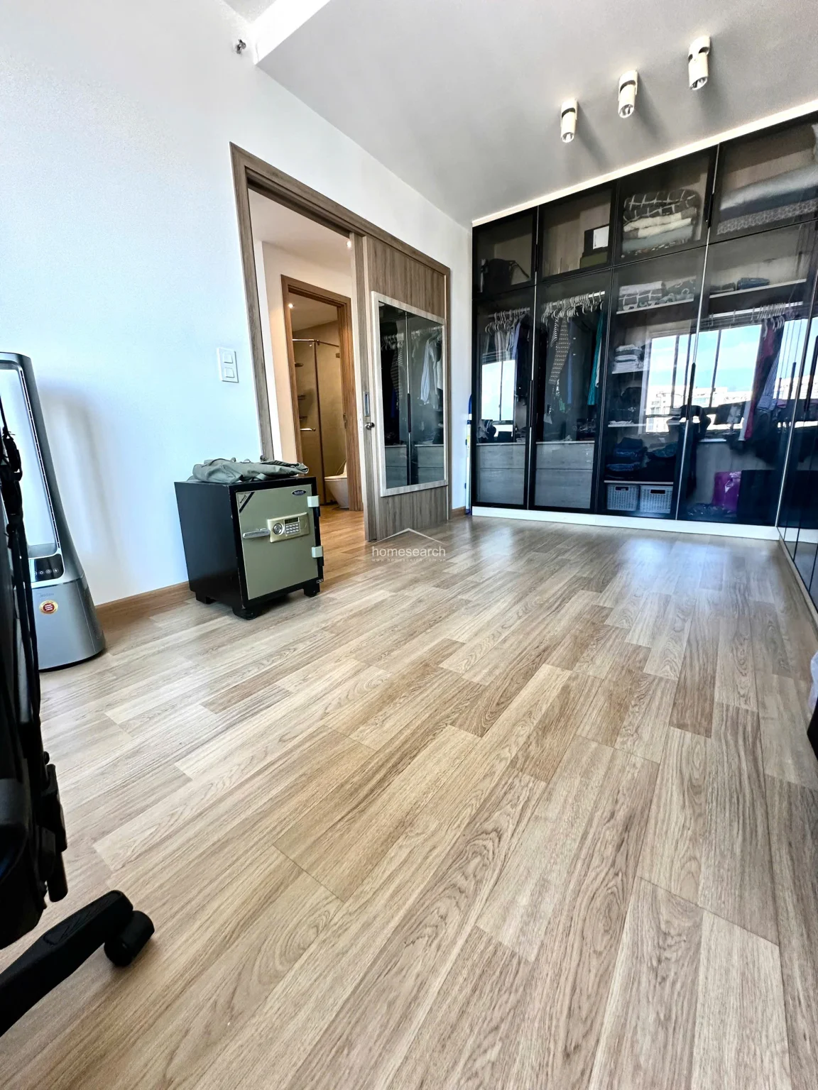 Tropic Garden 3 Bedroom Fully Furnished Apartment - 15