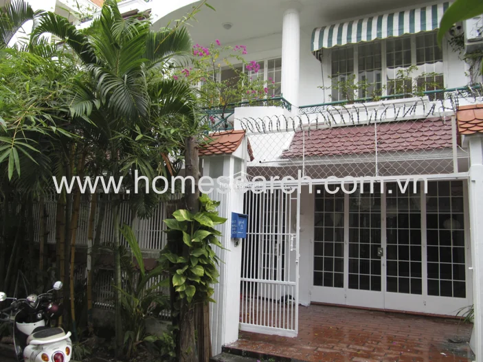 House for rent in Thao Dien - An Khanh Ward in An Khanh - Photo 1