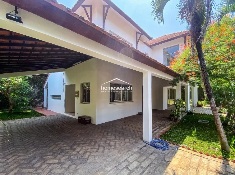 VILL FOR RENT IN COMPOUND -BINH AN, DIST.2