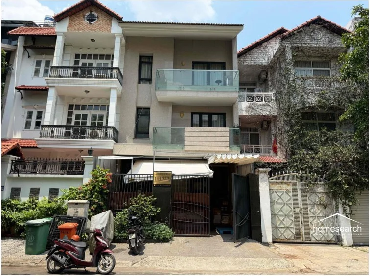 House for rent in Compound Thao Dien