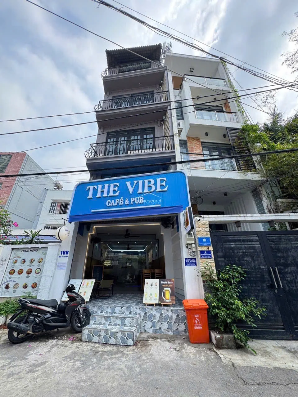 House for rent in Thao Dien - An Khanh Ward in An Khanh - Photo 1