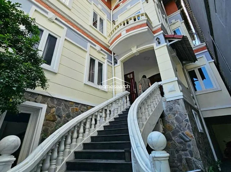 HOUSE FOR RENT IN COMPOUND-THAO DIEN-DIST.2 - 1