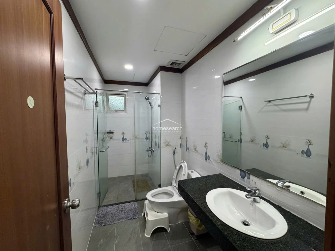 4 Bedroom apartment in Hoang Anh River View for rent - 11