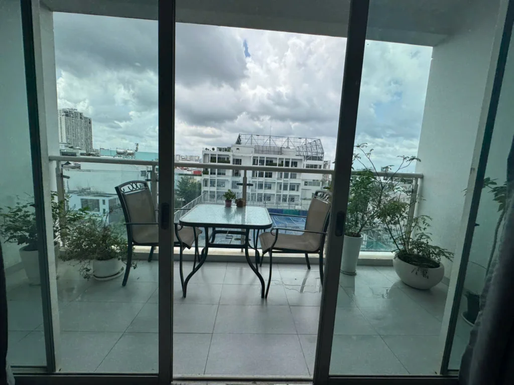 4 Bedroom apartment in Hoang Anh River View for rent - 3