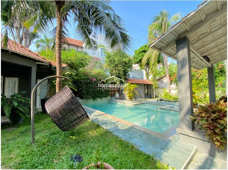 VILLA FOR RENT IN COMPOUND - THAO DIEN - DIST.2 - 7