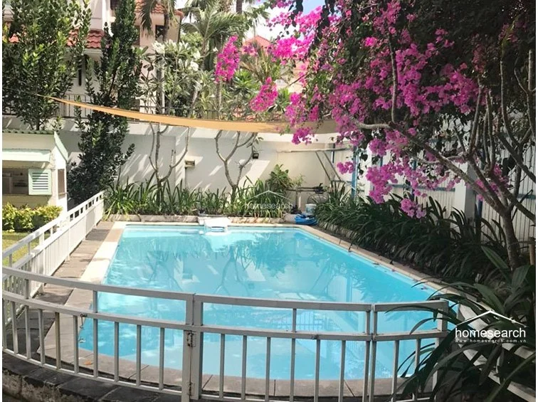 Villa for rent in compound Tran Nao - 7