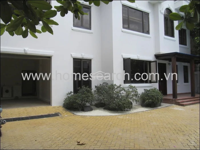 Villa for rent in compound Tran Nao - 15