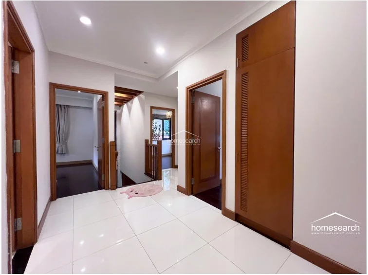 Villa for rent in compound Tran Nao - 28