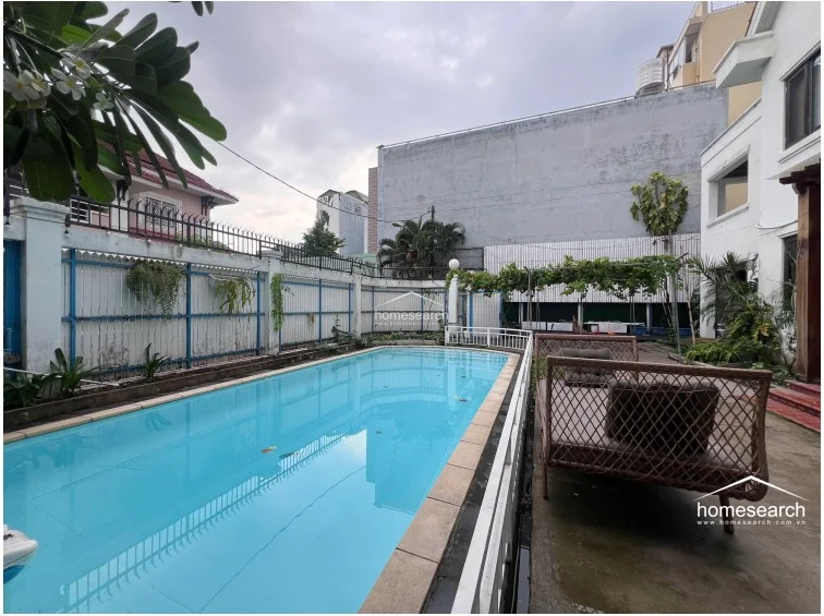 Villa for rent in compound Tran Nao - 10