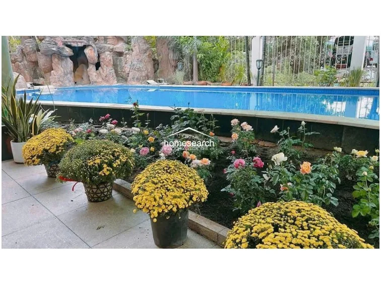 VILLA FOR RENT IN COMPOUND THAO DIEN - 7