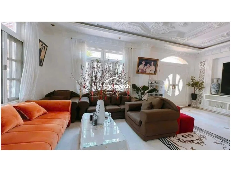 VILLA FOR RENT IN COMPOUND THAO DIEN - 11