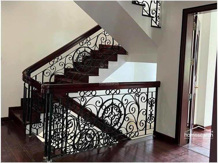 VILLA FOR RENT IN COMPOUND THAO DIEN - 8