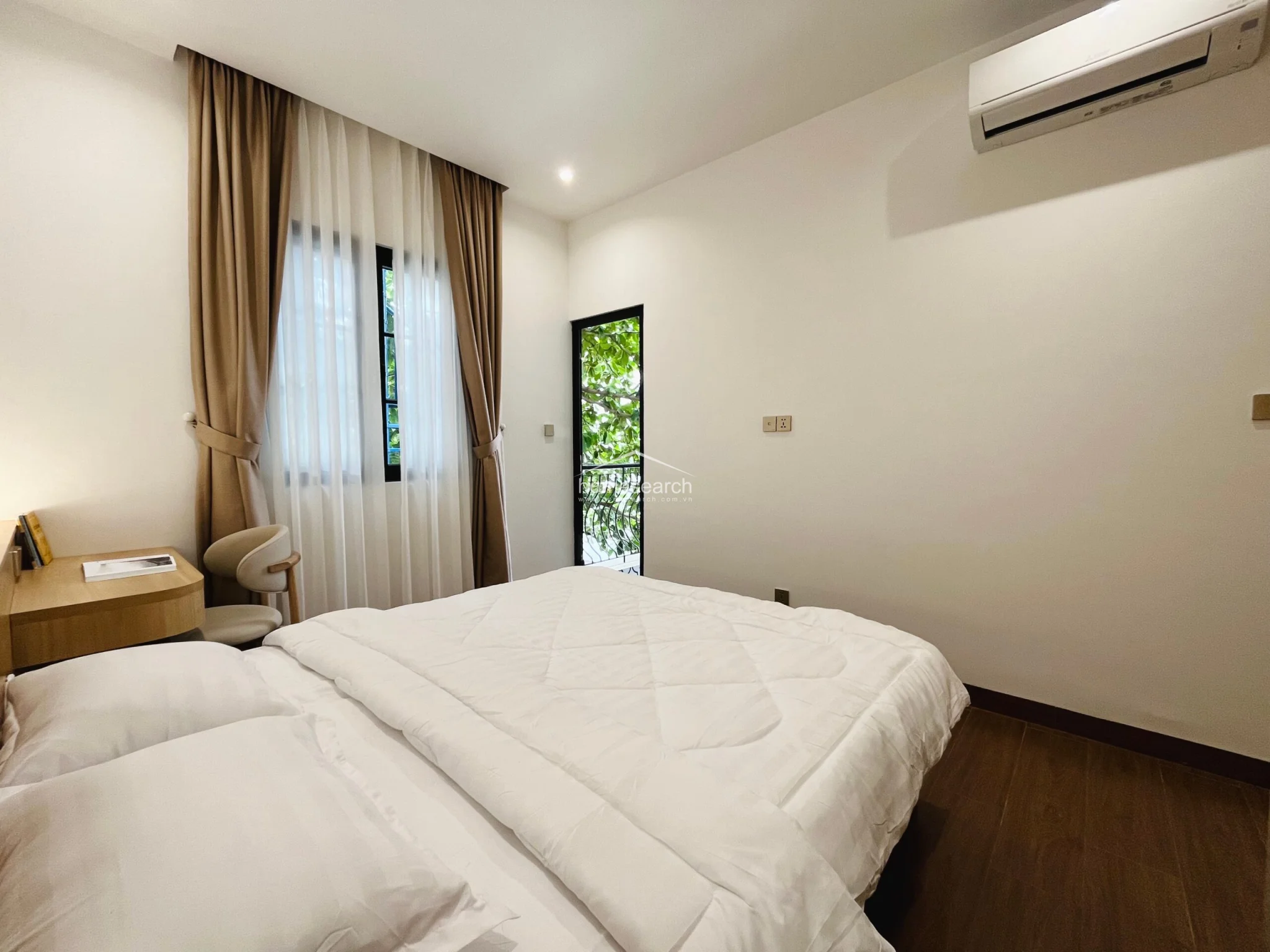 Modern 1-Bedroom Serviced Apartment with Shared Pool in Vibrant Thao Dien - 14