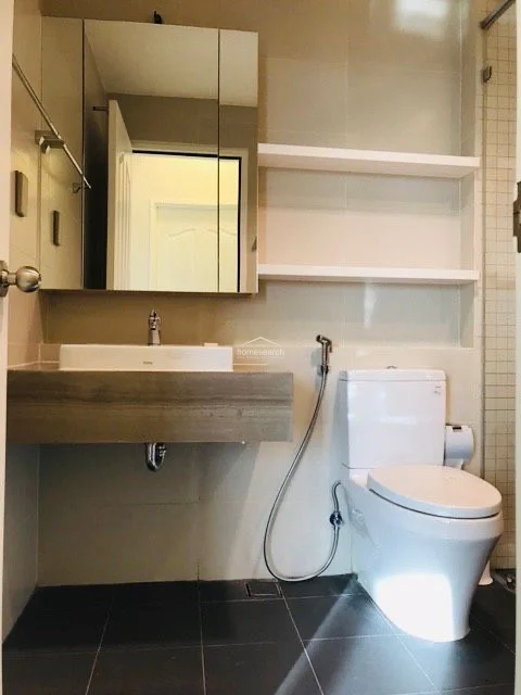 APARTMENT FOR RENT IN THE ASCENT THAO DIEN - 18