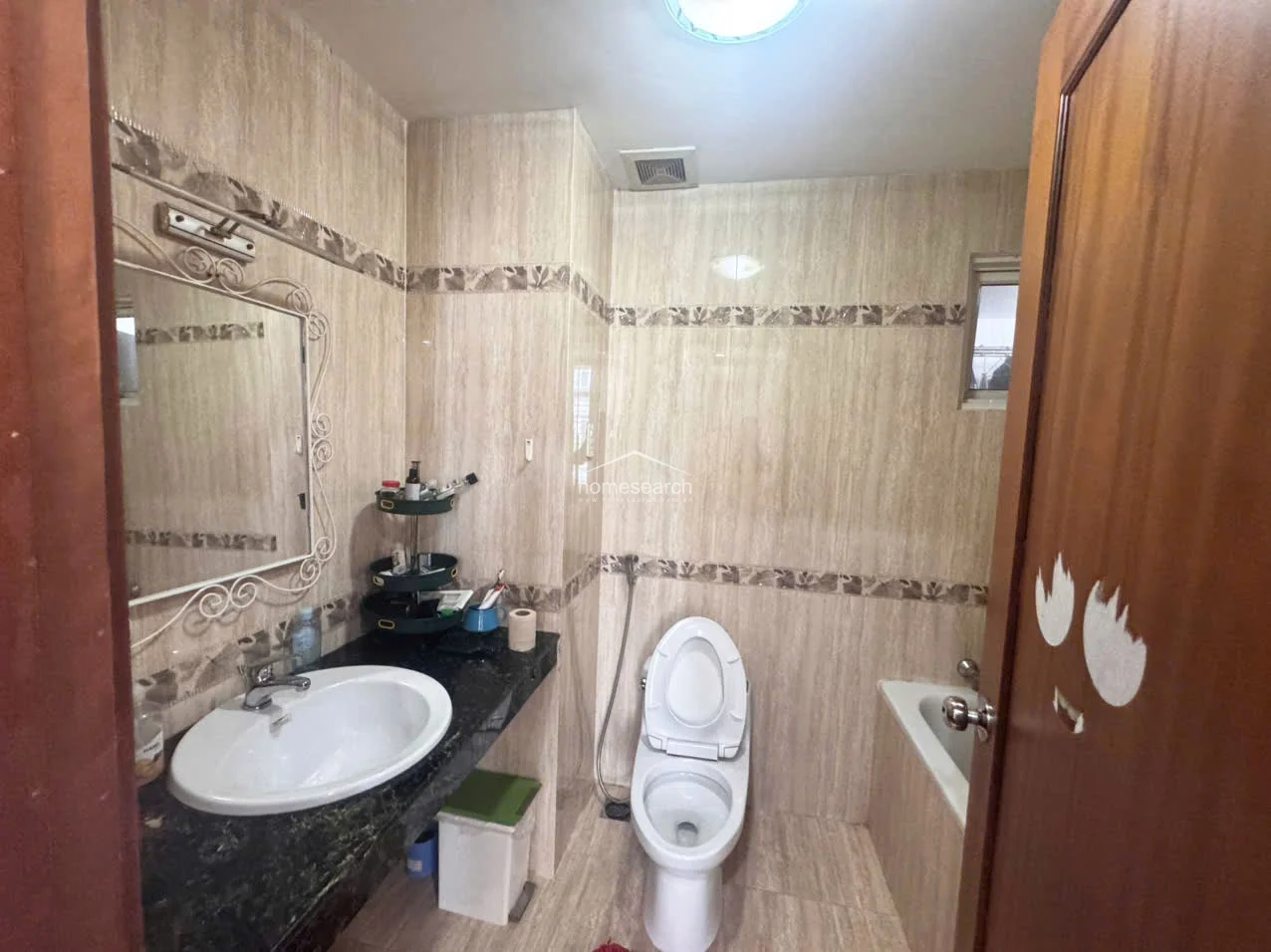 4 Bedroom apartment in Hoang Anh River View for rent - 11