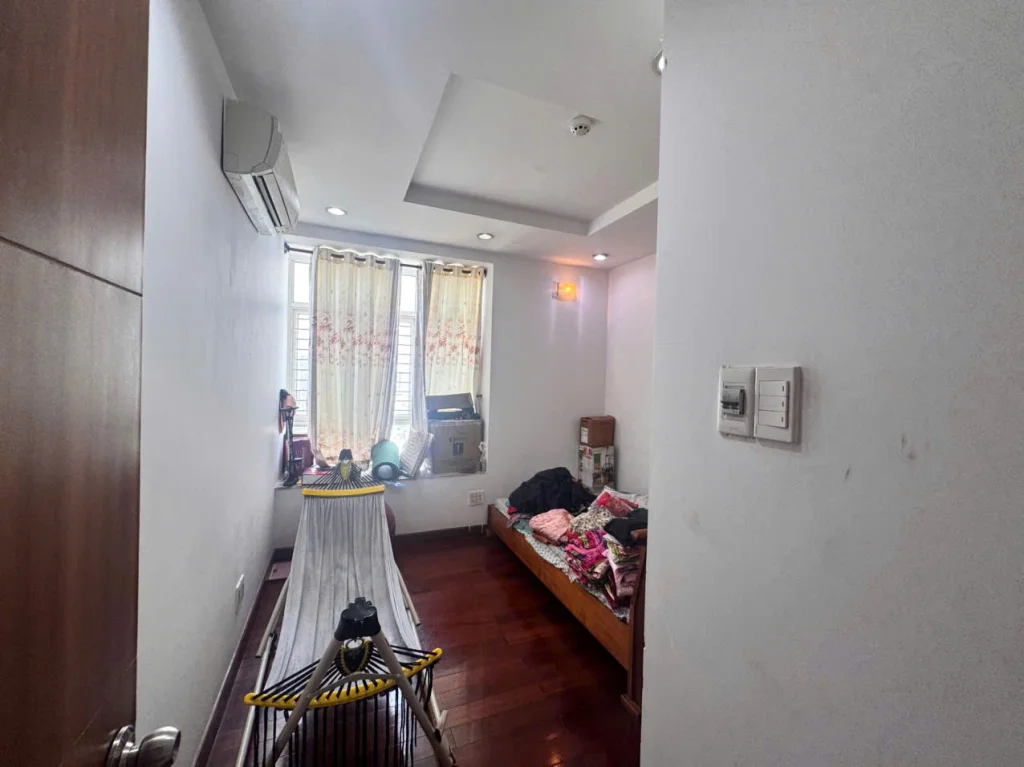 4 Bedroom apartment in Hoang Anh River View for rent - 5