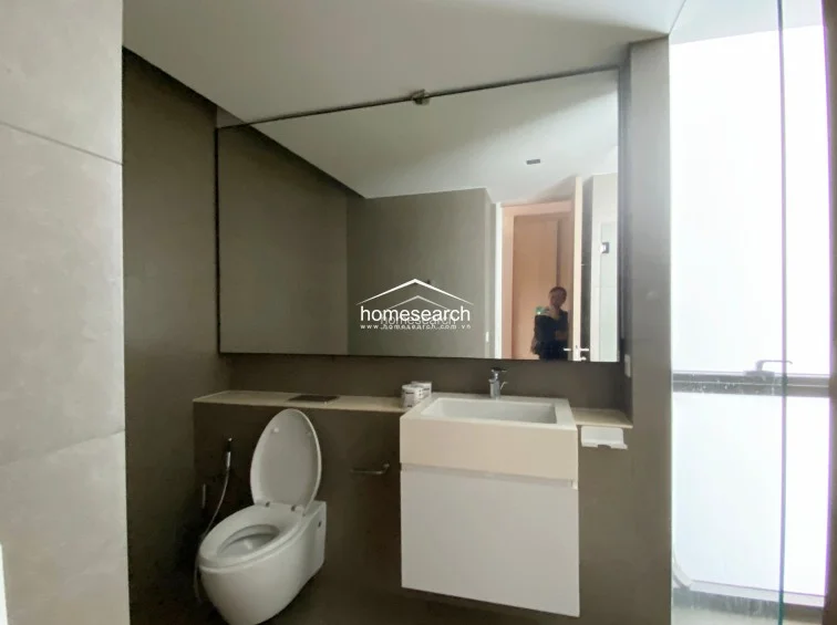 VILLA FOR RENT IN COMPOUND - THAO DIEN - DIST.2 - 28