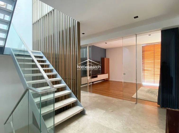 VILLA FOR RENT IN COMPOUND - THAO DIEN - DIST.2 - 20
