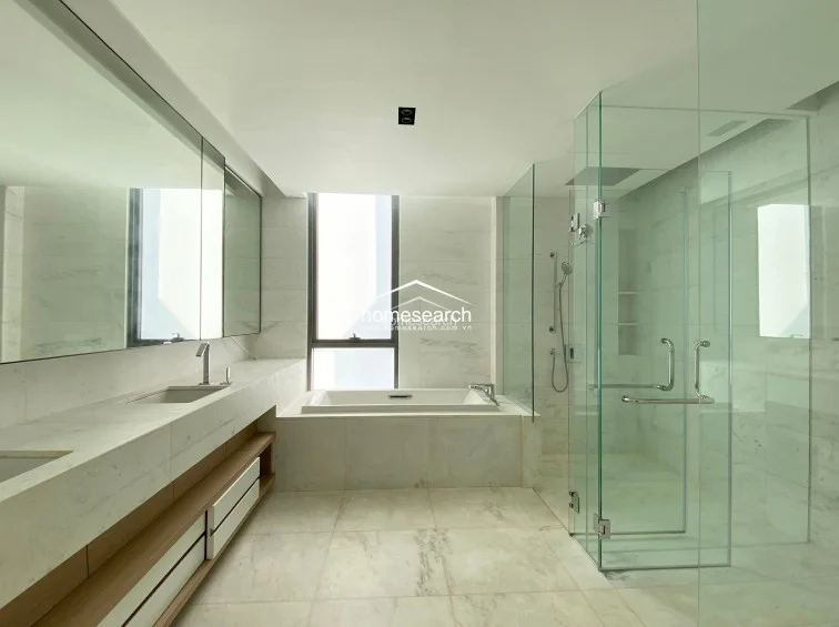 VILLA FOR RENT IN COMPOUND - THAO DIEN - DIST.2 - 27