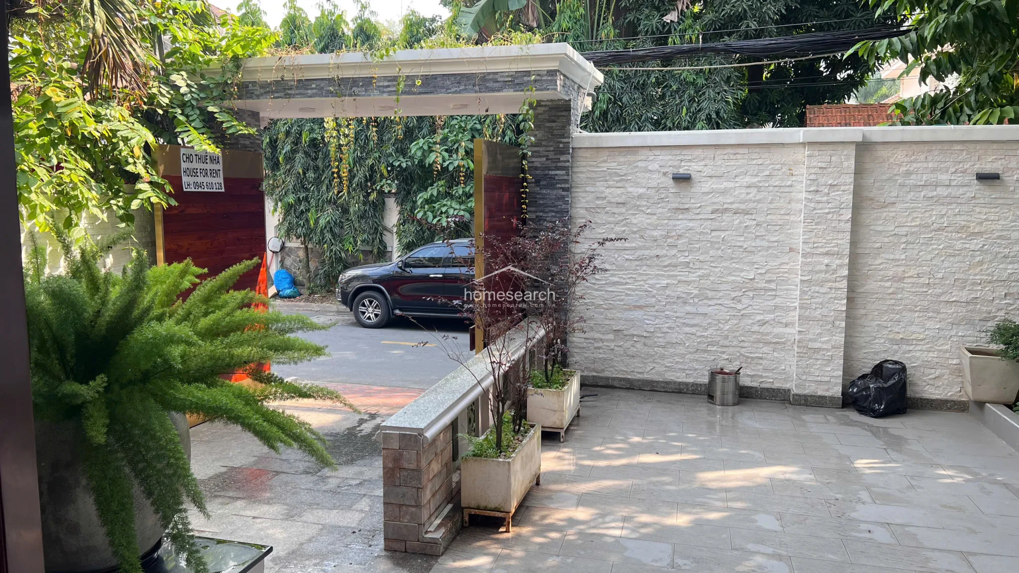 Spacious 4-Bedroom Villa for Rent in Prime Thao Dien on Ngo Quang Huy - Pet Friendly in An Khanh - Photo 1