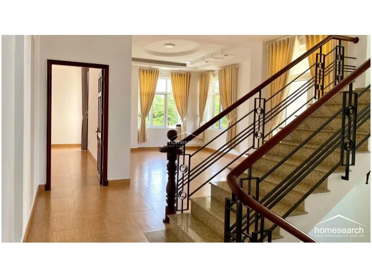 Villa for rent in compound Thao Dien - 17