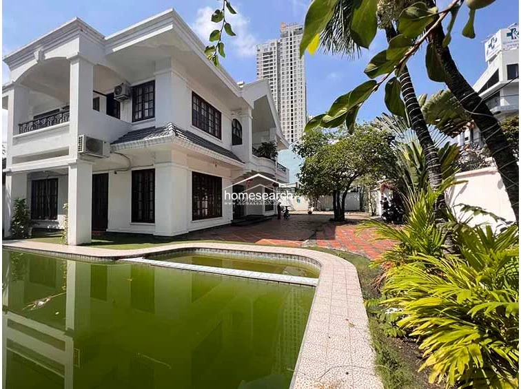 Villa for rent in Thao Dien - Dist.2 in An Khanh - Photo 1