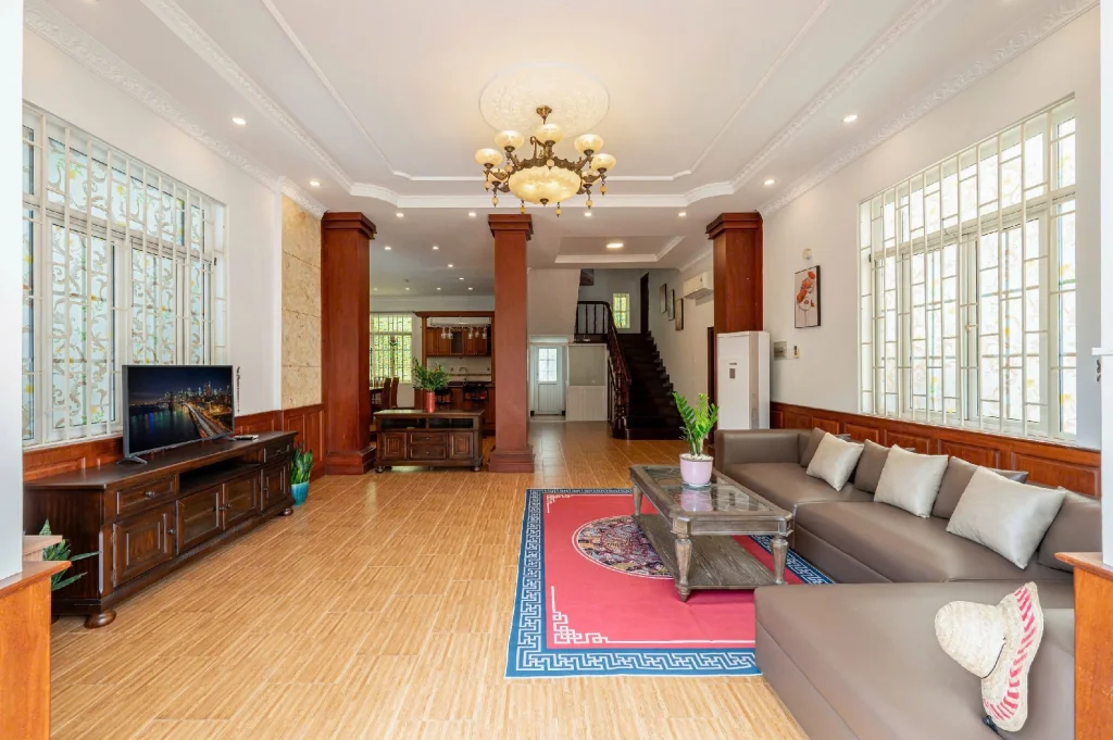 Villa for rent in Thao Dien - An Khanh Ward - 5
