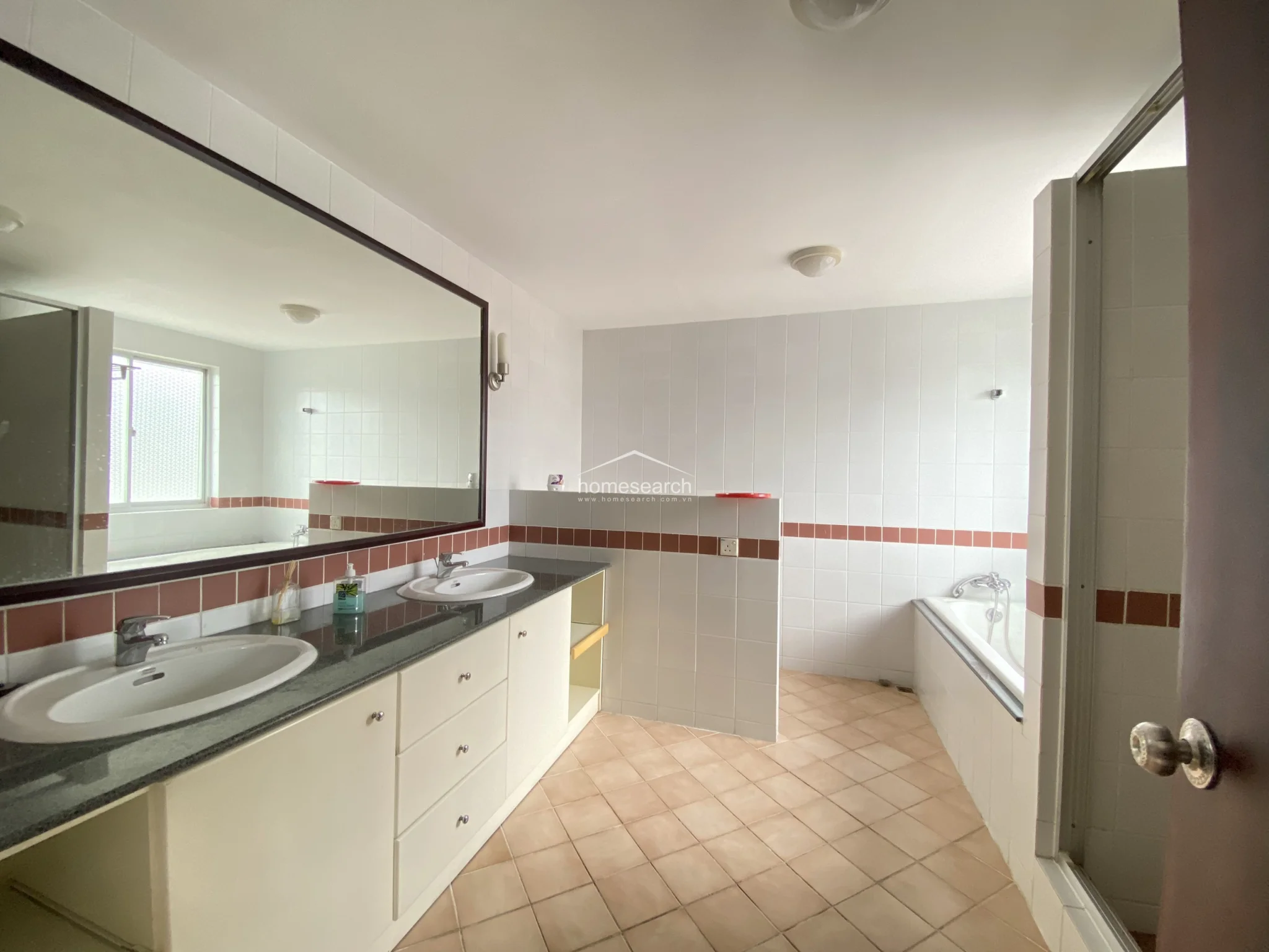 Villa for rent in Compound Tran Nao - An Khanh Ward - 24