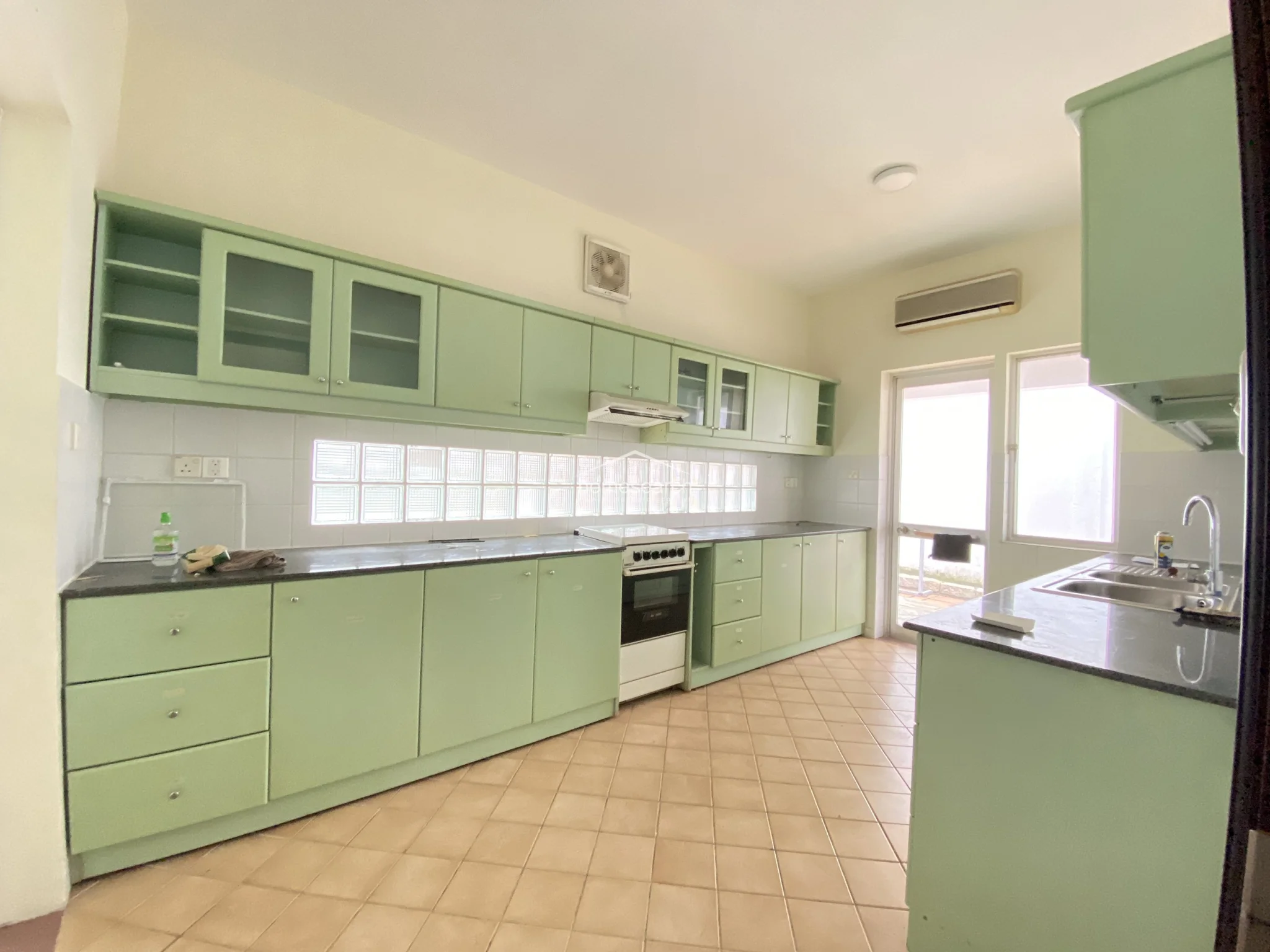 Villa for rent in Compound Tran Nao - An Khanh Ward - 17