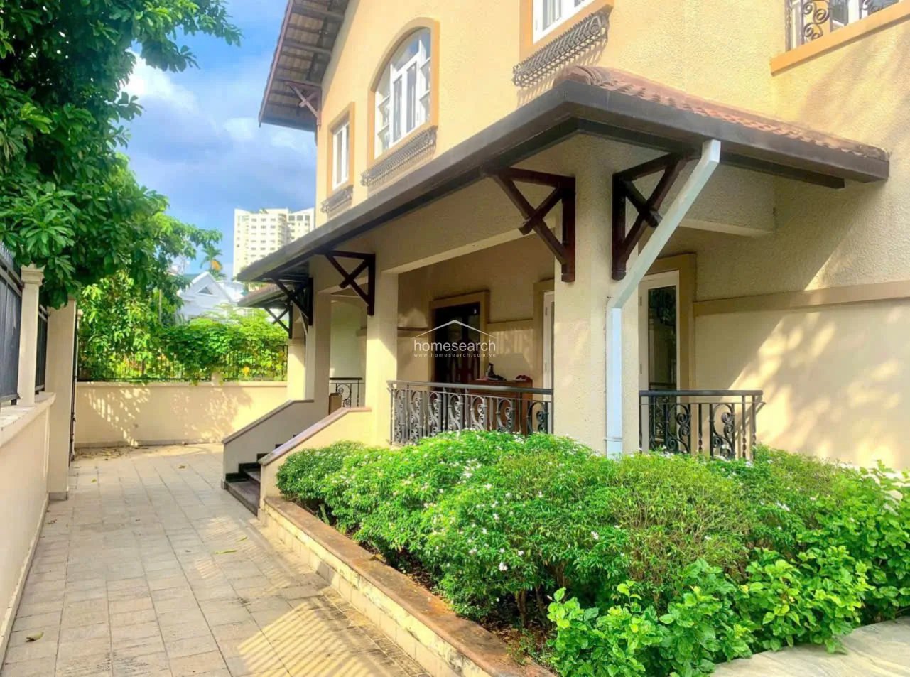 Villa for rent in compound Thao Dien - An Khanh Ward - 11