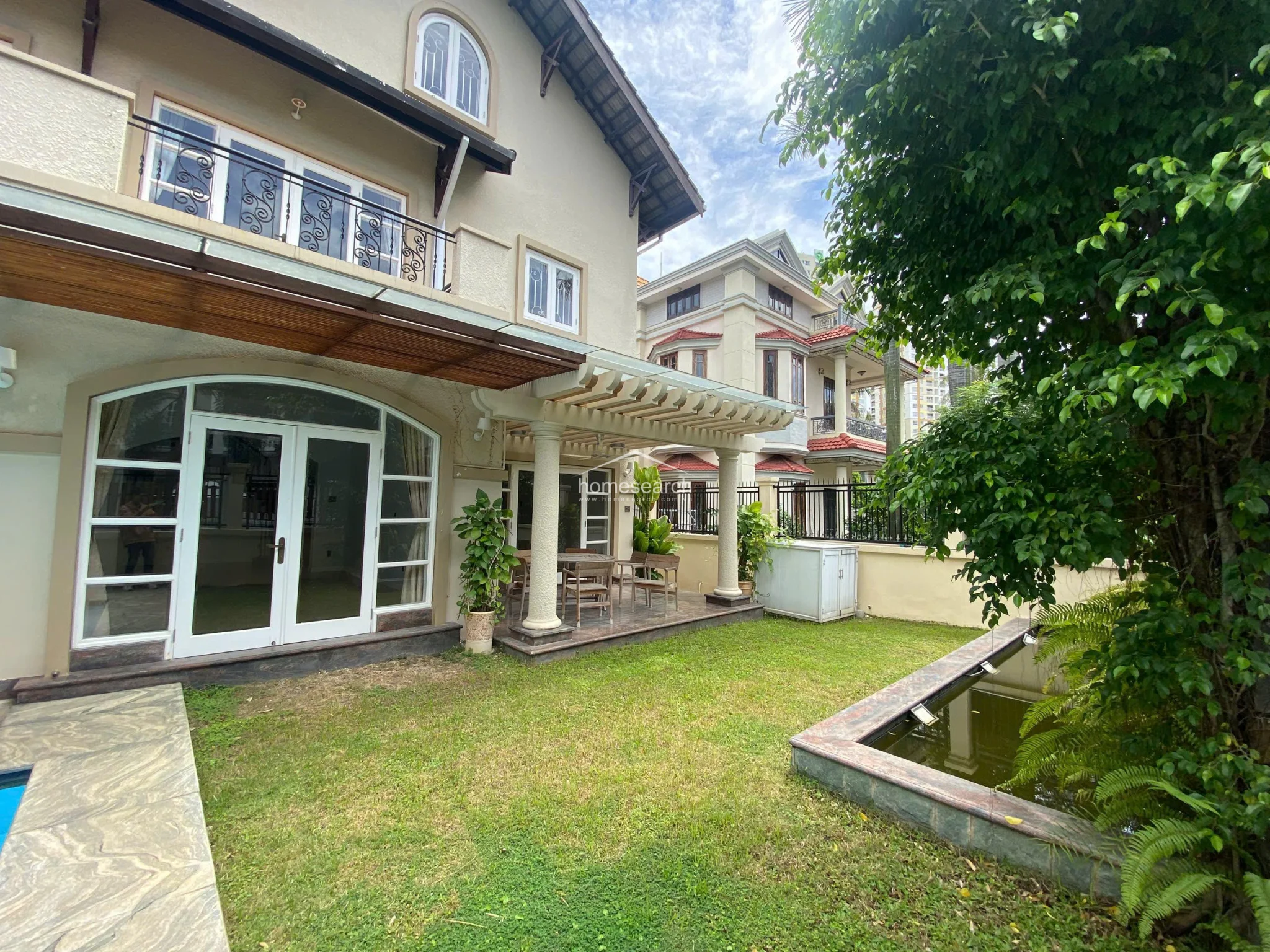 Villa for rent in compound Thao Dien - An Khanh Ward in An Khanh - Photo 1