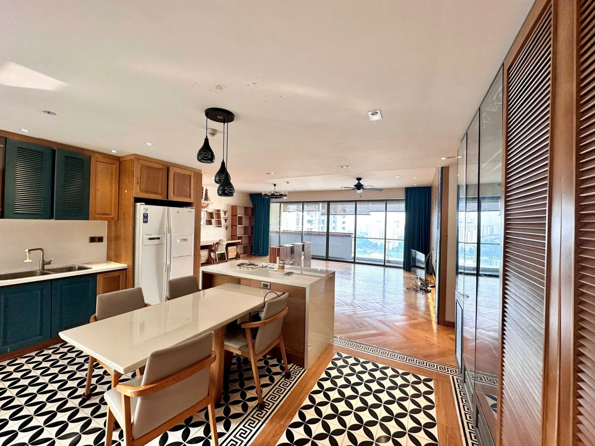 Luxurious 3-Bedroom Unfurnished Apartment with Panoramic City Views in The Estella, An Phu - 9