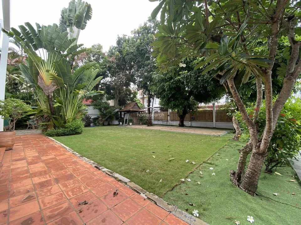 Luxury Villa for Rent on Tran Nao St. - 11
