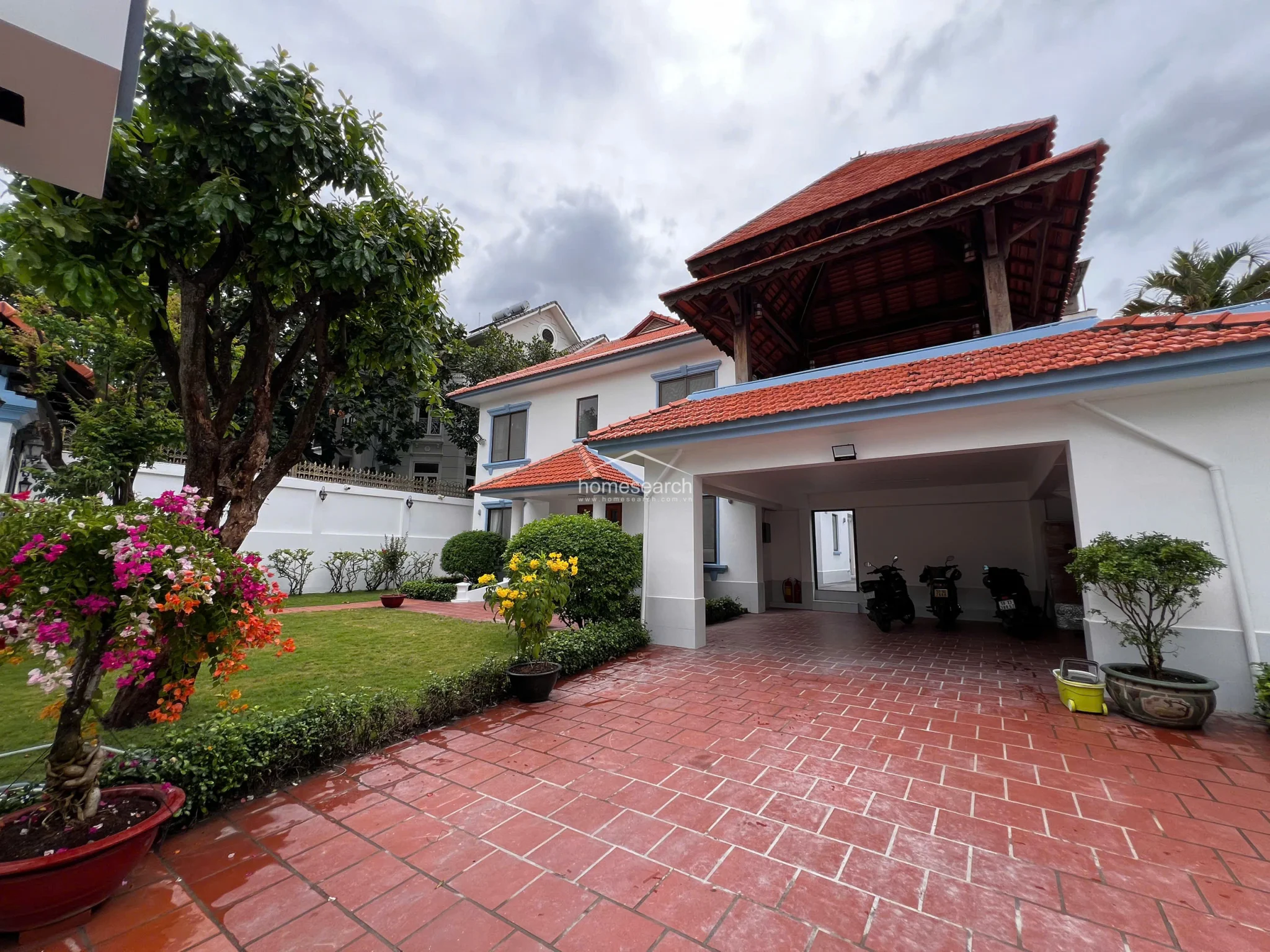 4-Bedroom Villa with Private Pool in Thao Dien in An Khanh - Photo 1