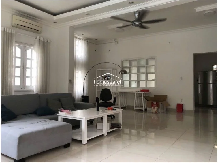 Spacious Thao Dien Retreat: 4-Bedroom Villa with Endless Potential - 3